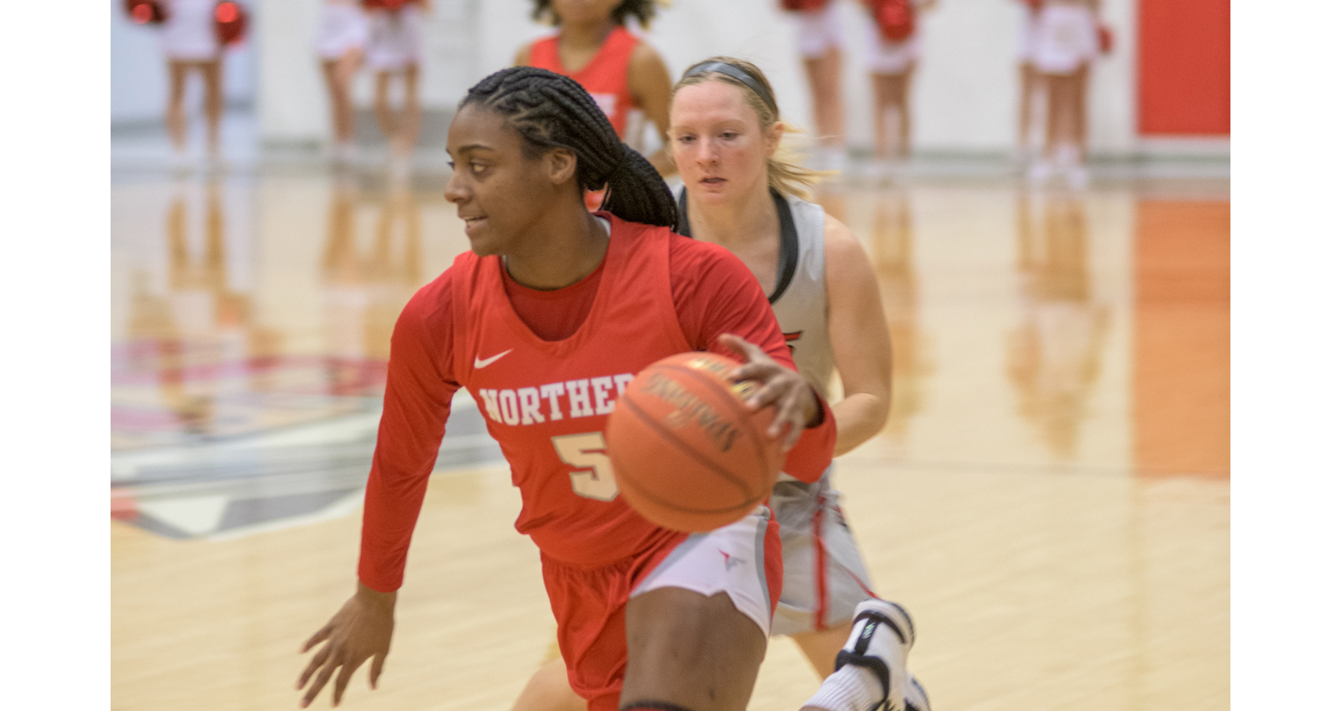 Big 4th quarter leads Lady Mavs past Connors