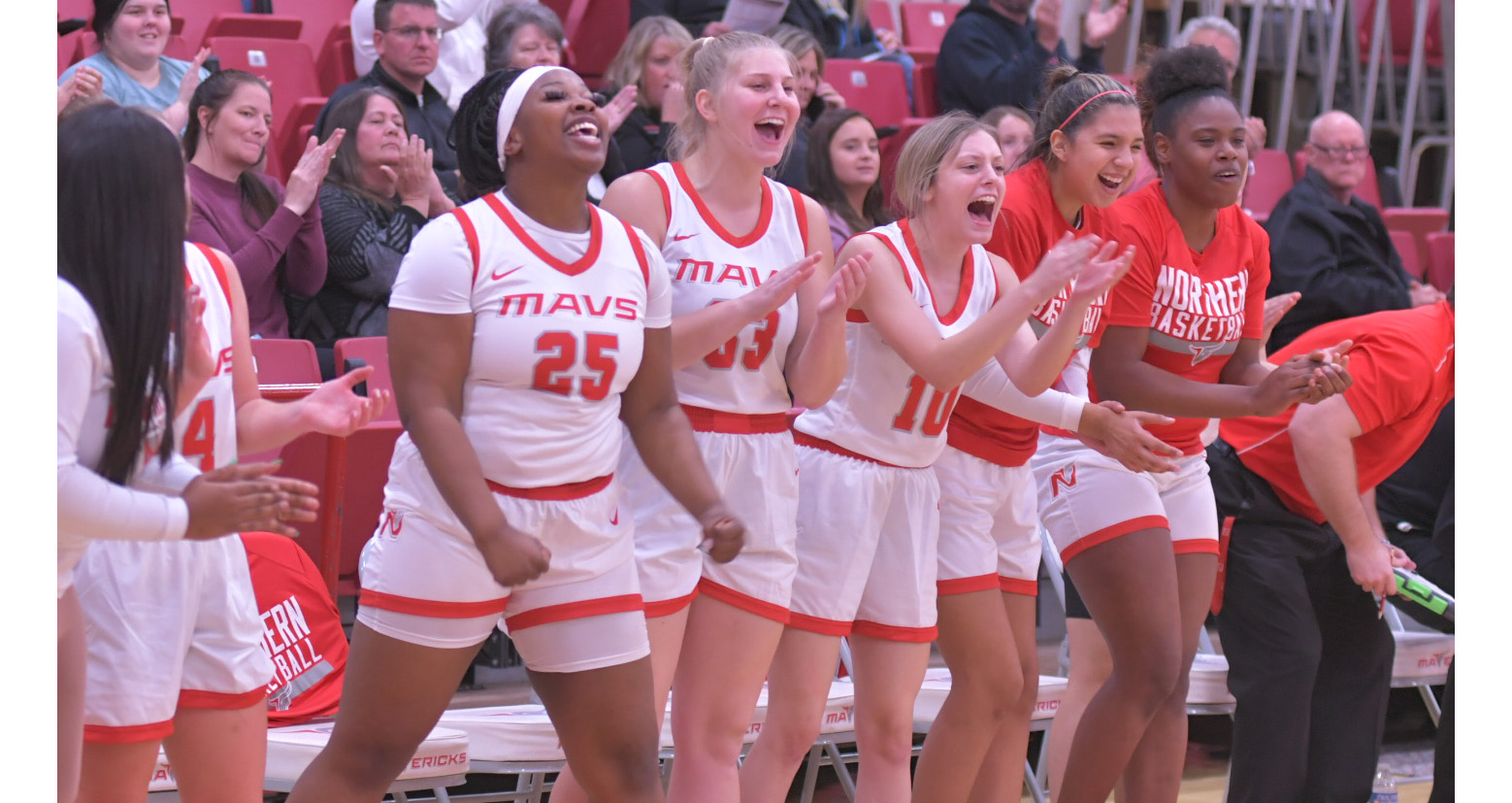Rayner's heroics lead Lady Mavs past Cloud County