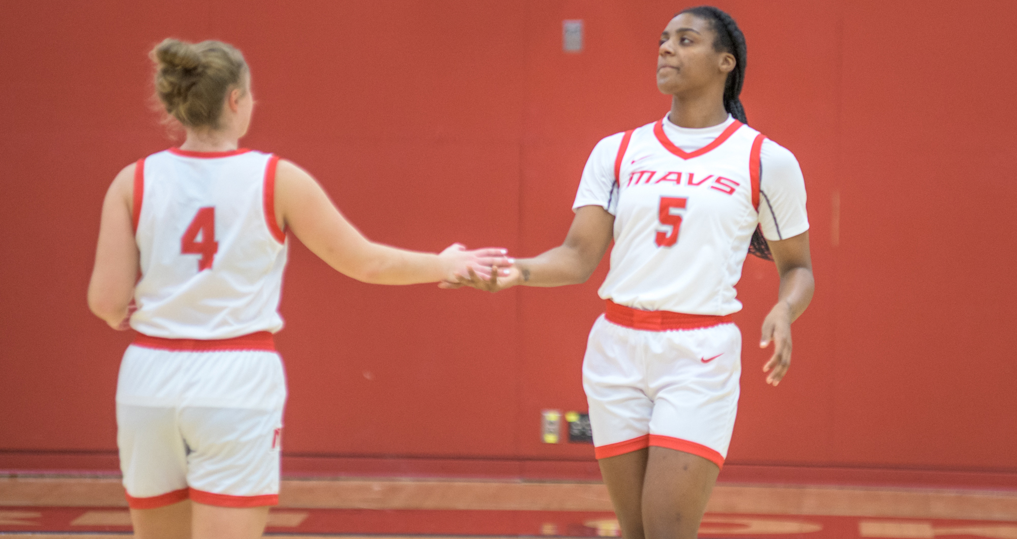 Lady Mavs lose to #7 New Mexico